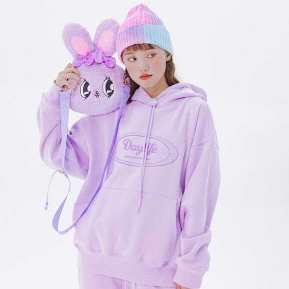 Esther Bunny x Daylife purple plush shoulder bag - Picture 3 of 16